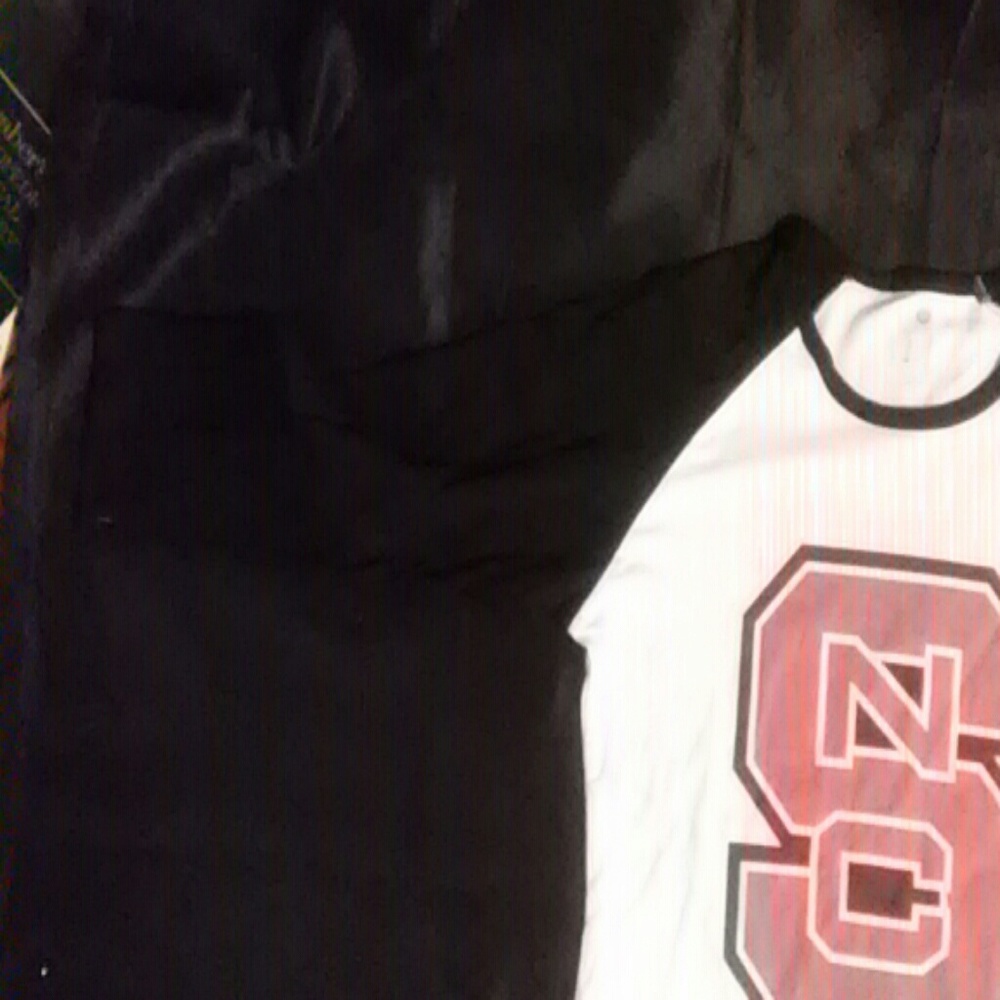 Top - Picture 3 of 4